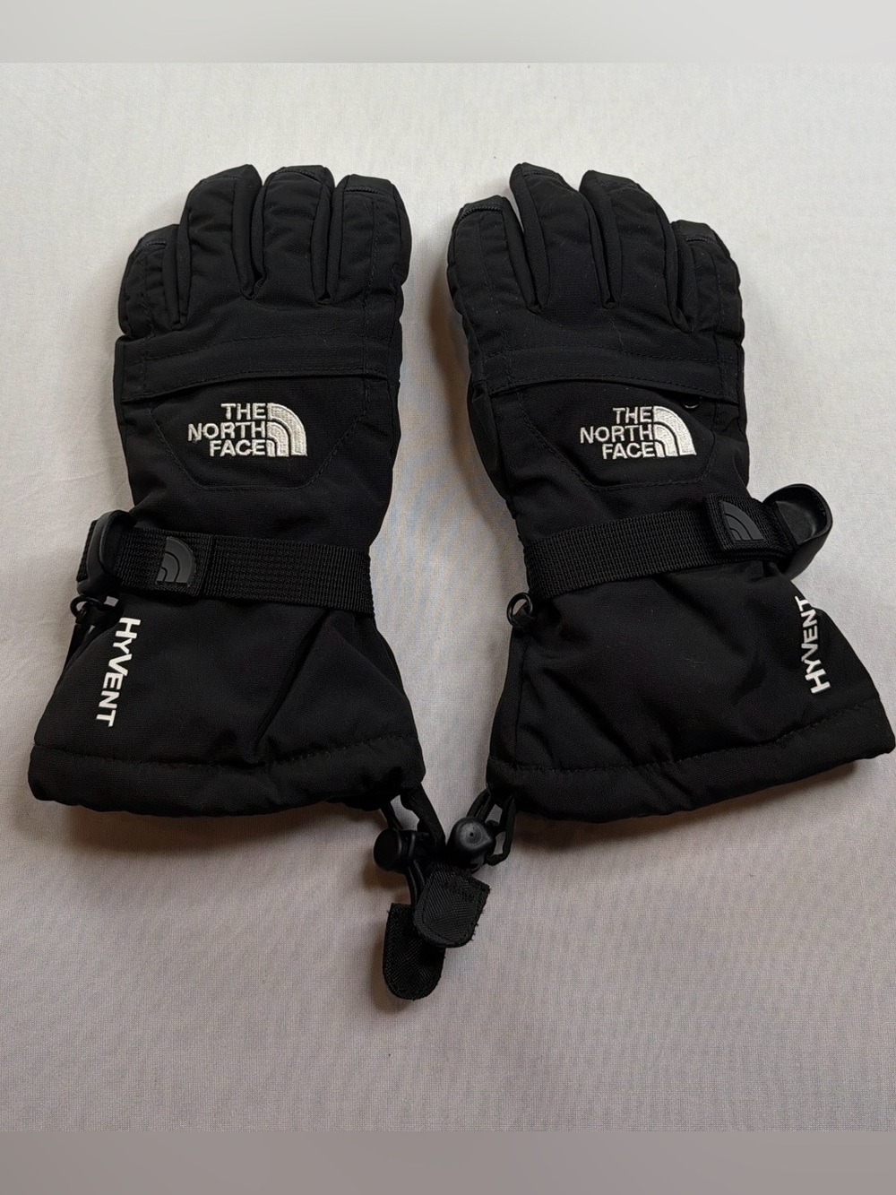 The North Face HyVent Winter Ski Snow Gloves Black Size Small Insulated